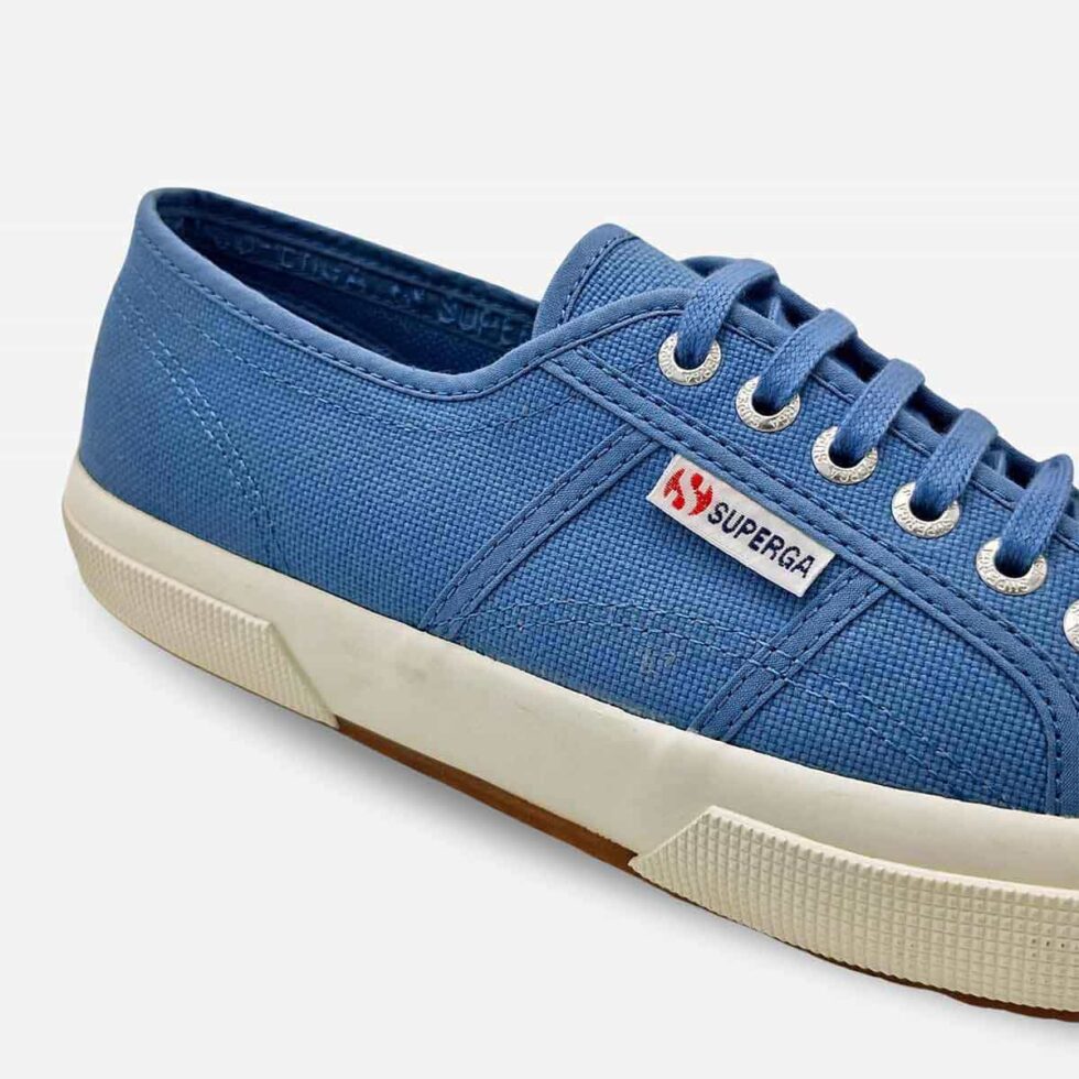 Superga 2750 Cotu sneaker in light blue canvas, low-cut profile with tonal stitching