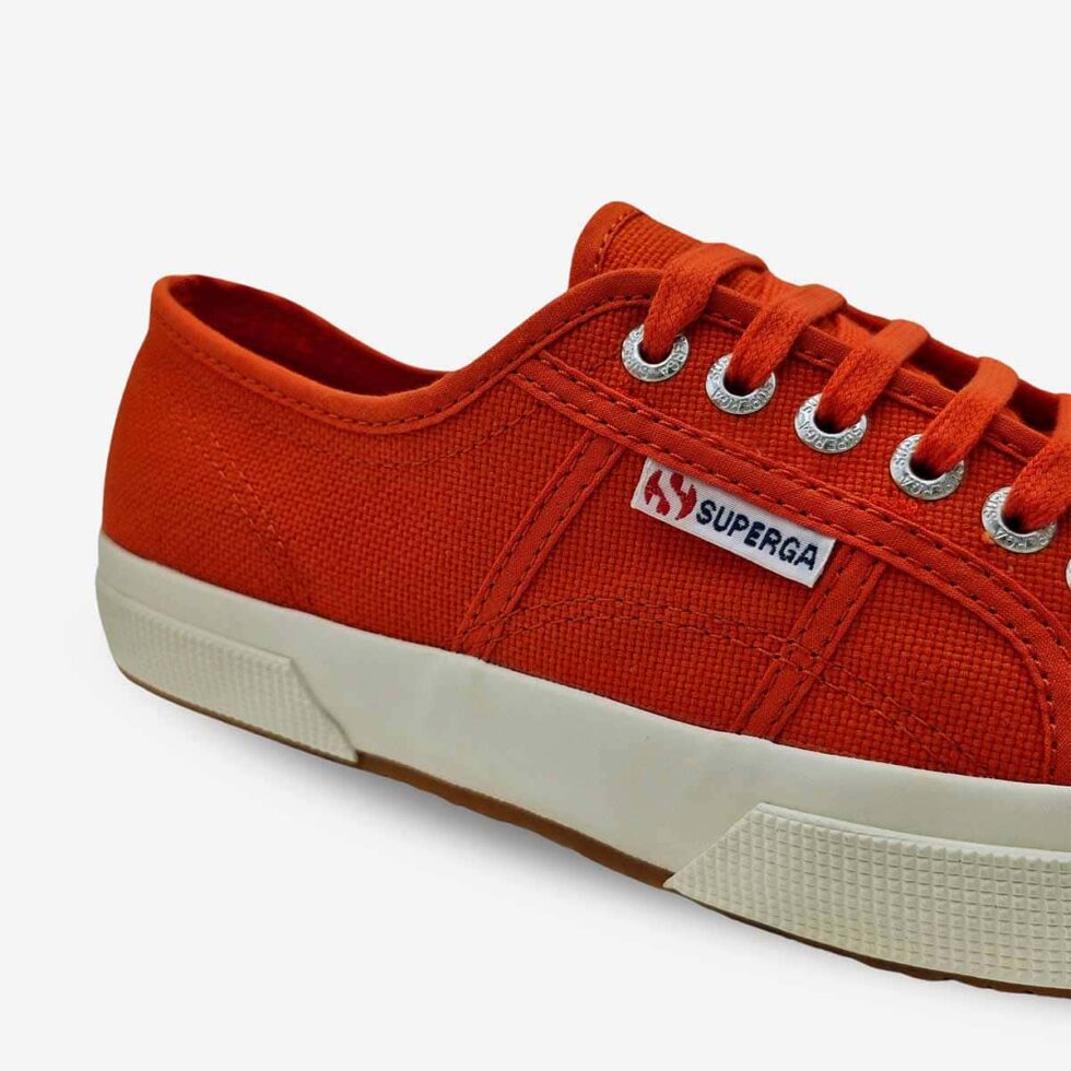 Superga 2750 Cotu low-top sneaker in bold Red Creta cotton canvas with tonal stitching