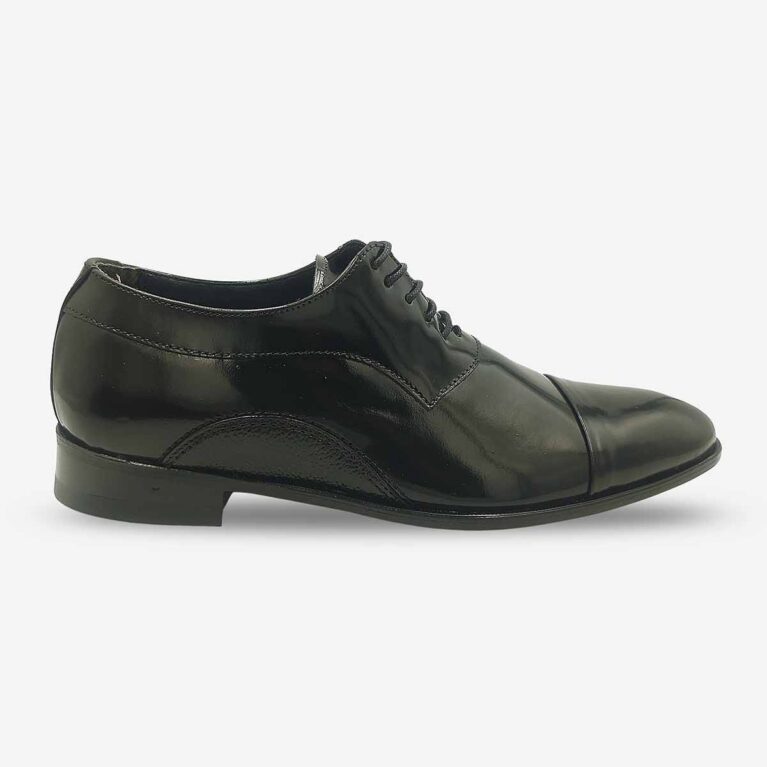 Side front view of Johnston & Murphy black oxford shoes with cap toe