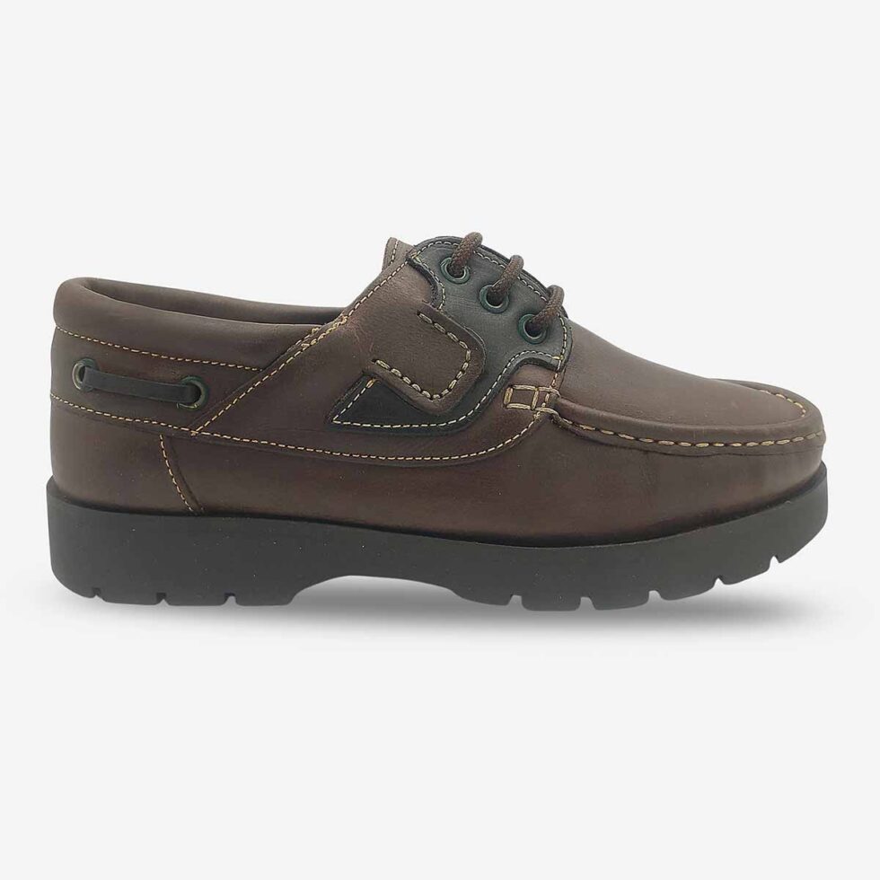 Side front view of Newport Seaman Rodeo Brown Black Shoe.