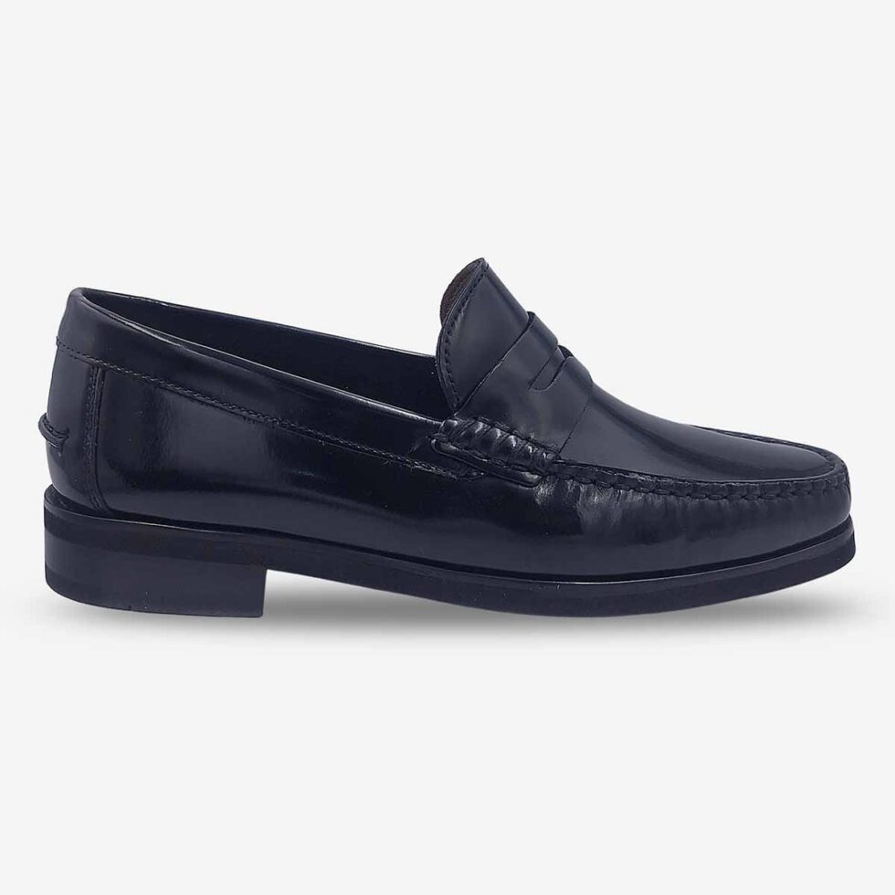 Side front view of Florsheim Berkley Flex Black Moc Toe Penny Loafers.