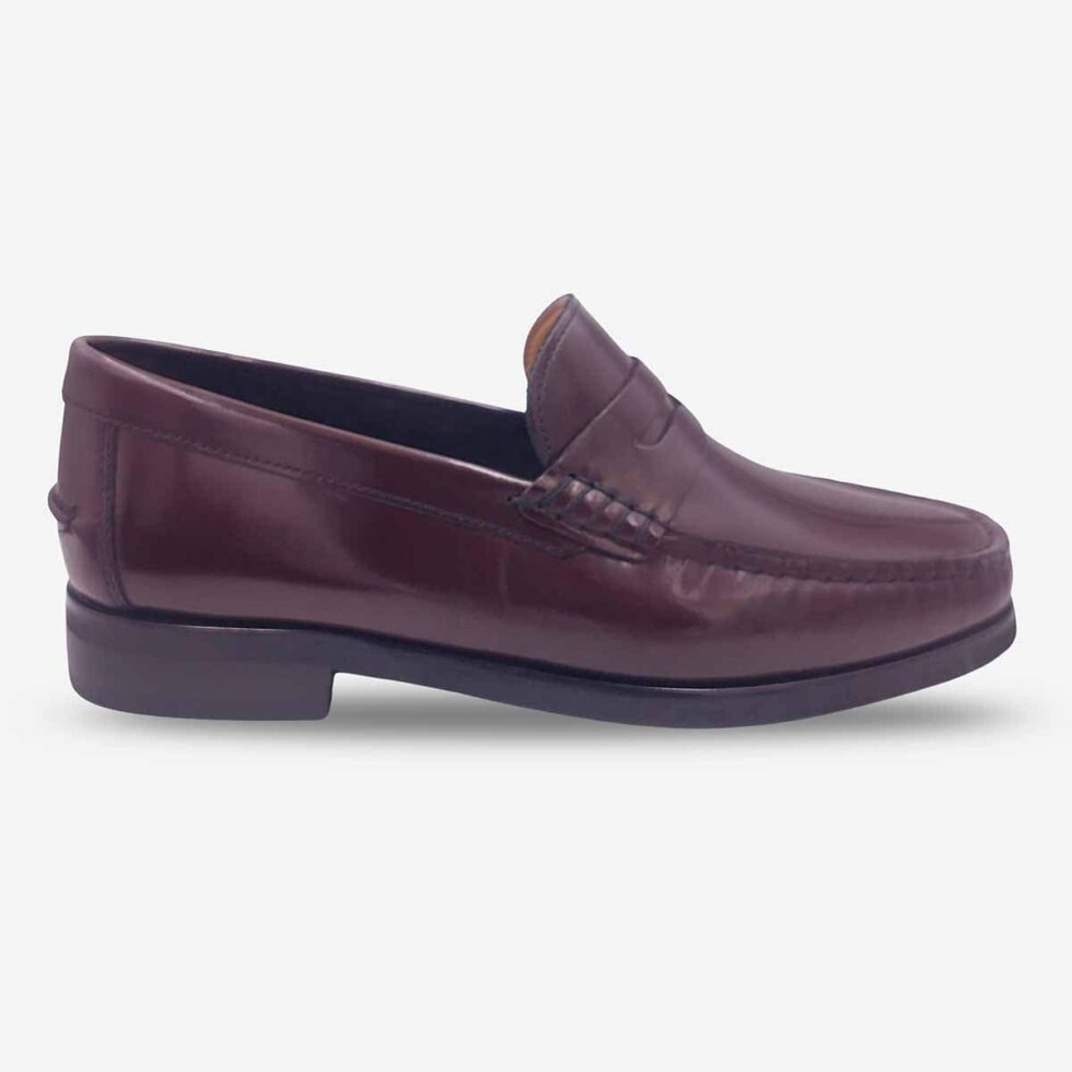 Side front view of Florsheim Berkley Flex Burgundy Moc Toe Penny Loafers.