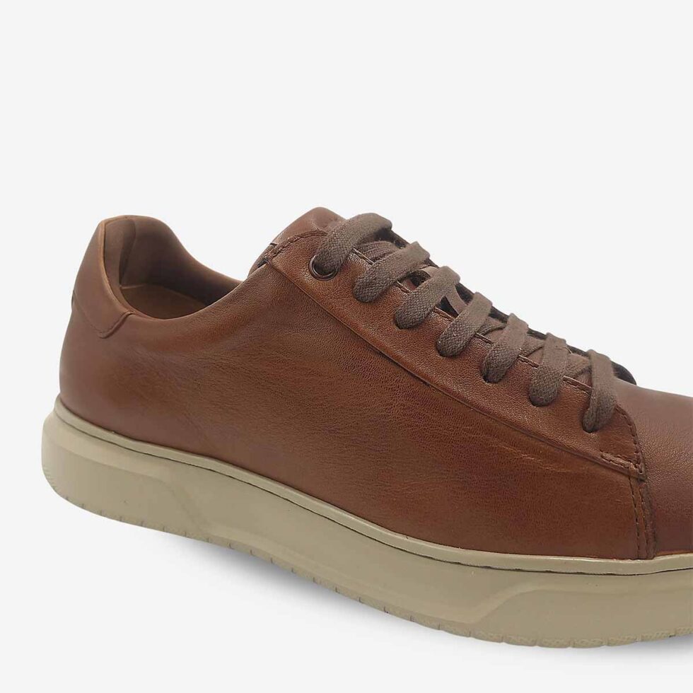 Close-up of Florsheim Premier Sneakers in Cognac Brown Colour.