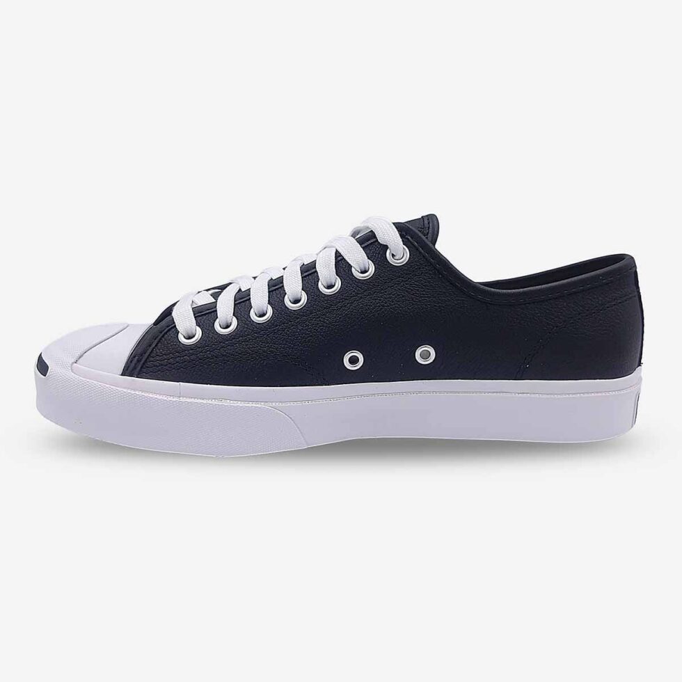 Inner side of Jack Purcell low leather sneaker in black colour with lace-up closure